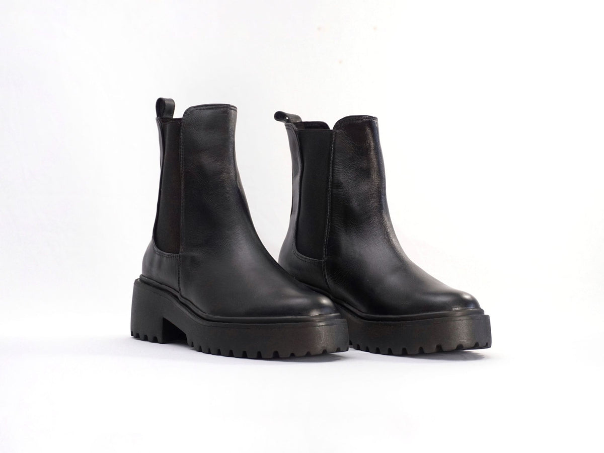 PRADA EVA 3/4